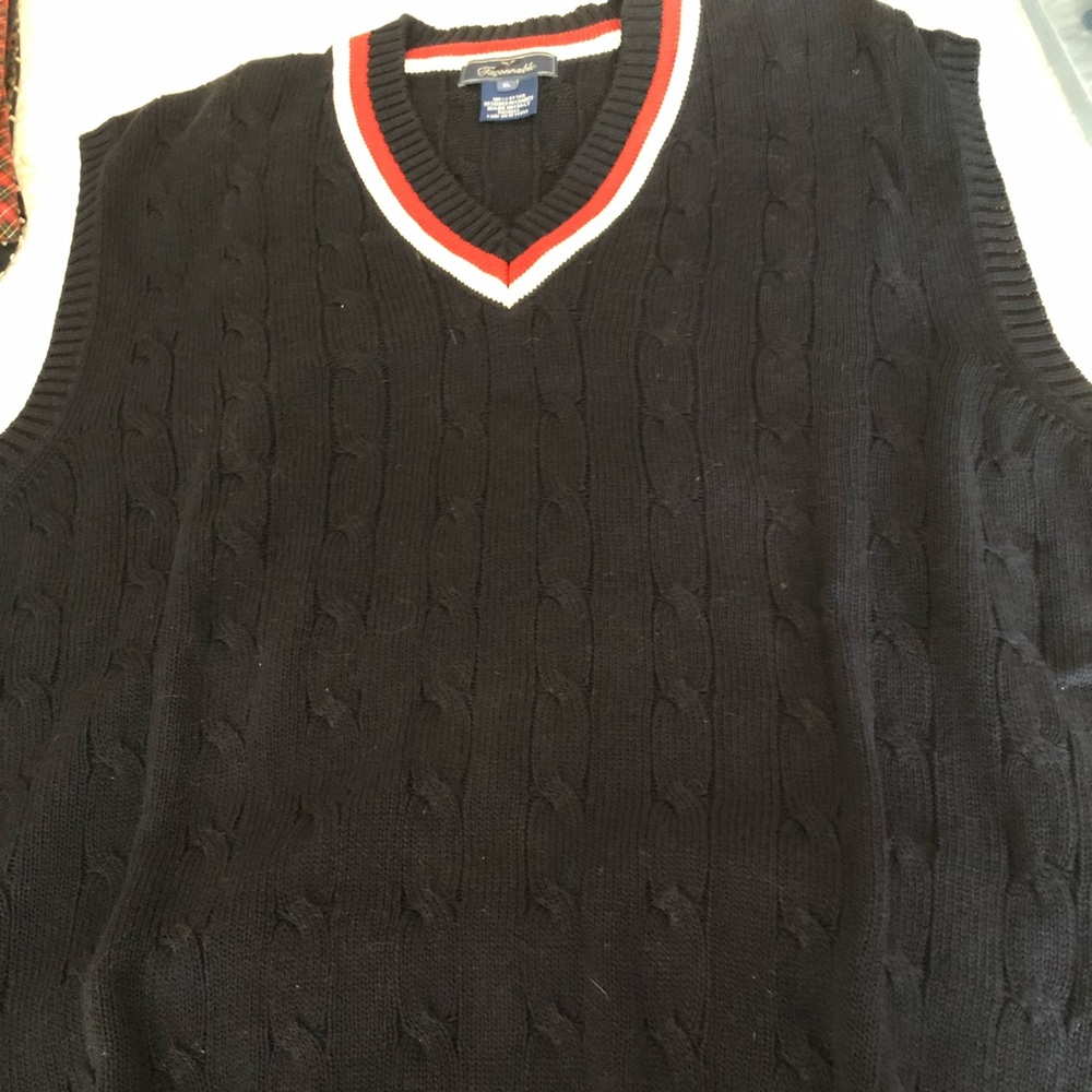 Facconable men’s pullover